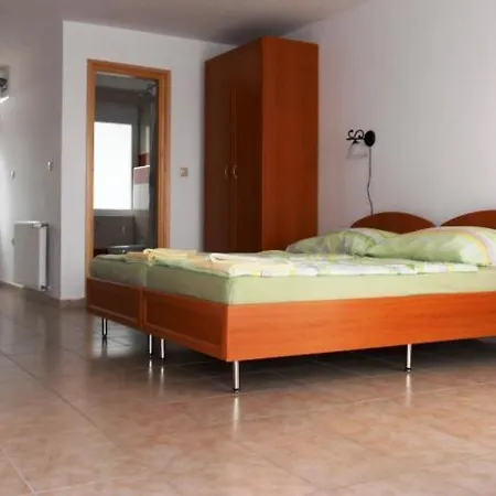 Casa de hóspedes Rider Balatonszárszó