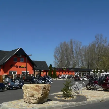 Rider Gæstehus Balatonszárszó